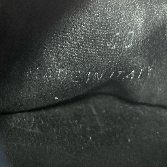 Authentic Prada Satin Toiletries Bag & Slippers - Picture 12 of 14